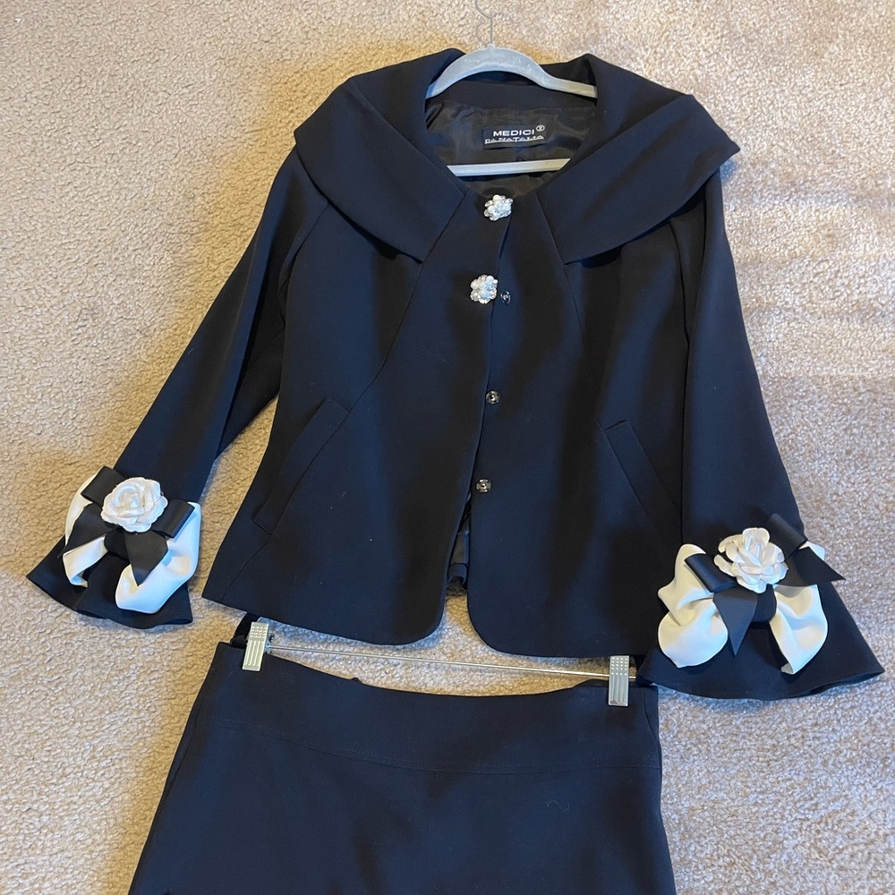 Womens set , skirt and jacket